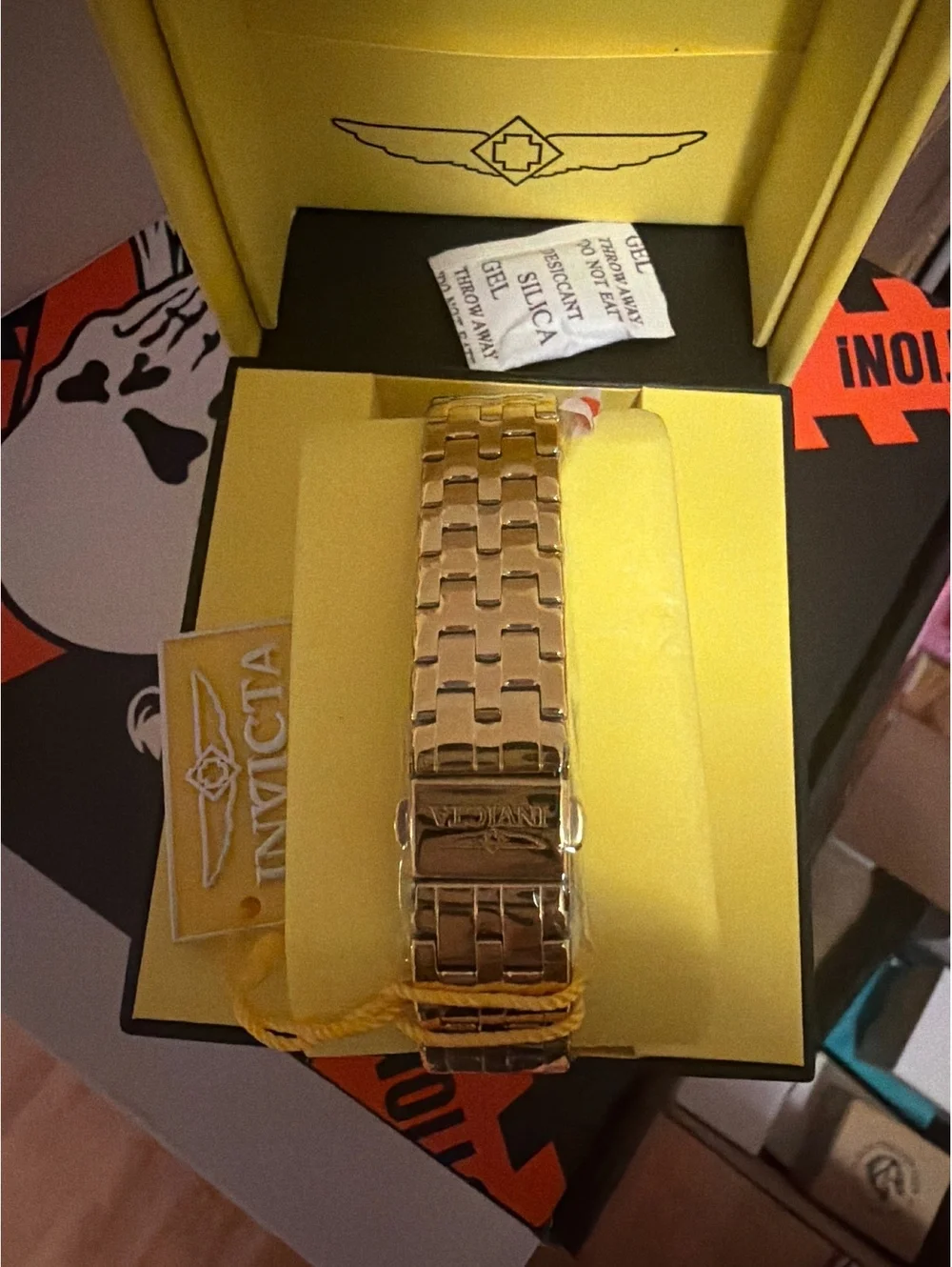 N/A invicta watch